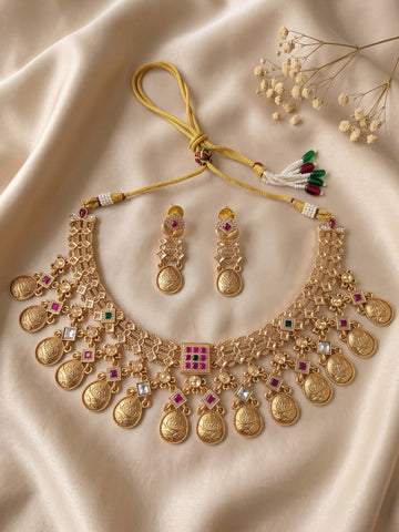 KARATCART Gold-Plated Red & Green Kundan Coin Design Bridal Jewellery Set for Women