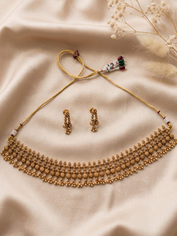 KARATCART Traditional Gold-Plated Antique Finish Beaded Jewellery Set for Women