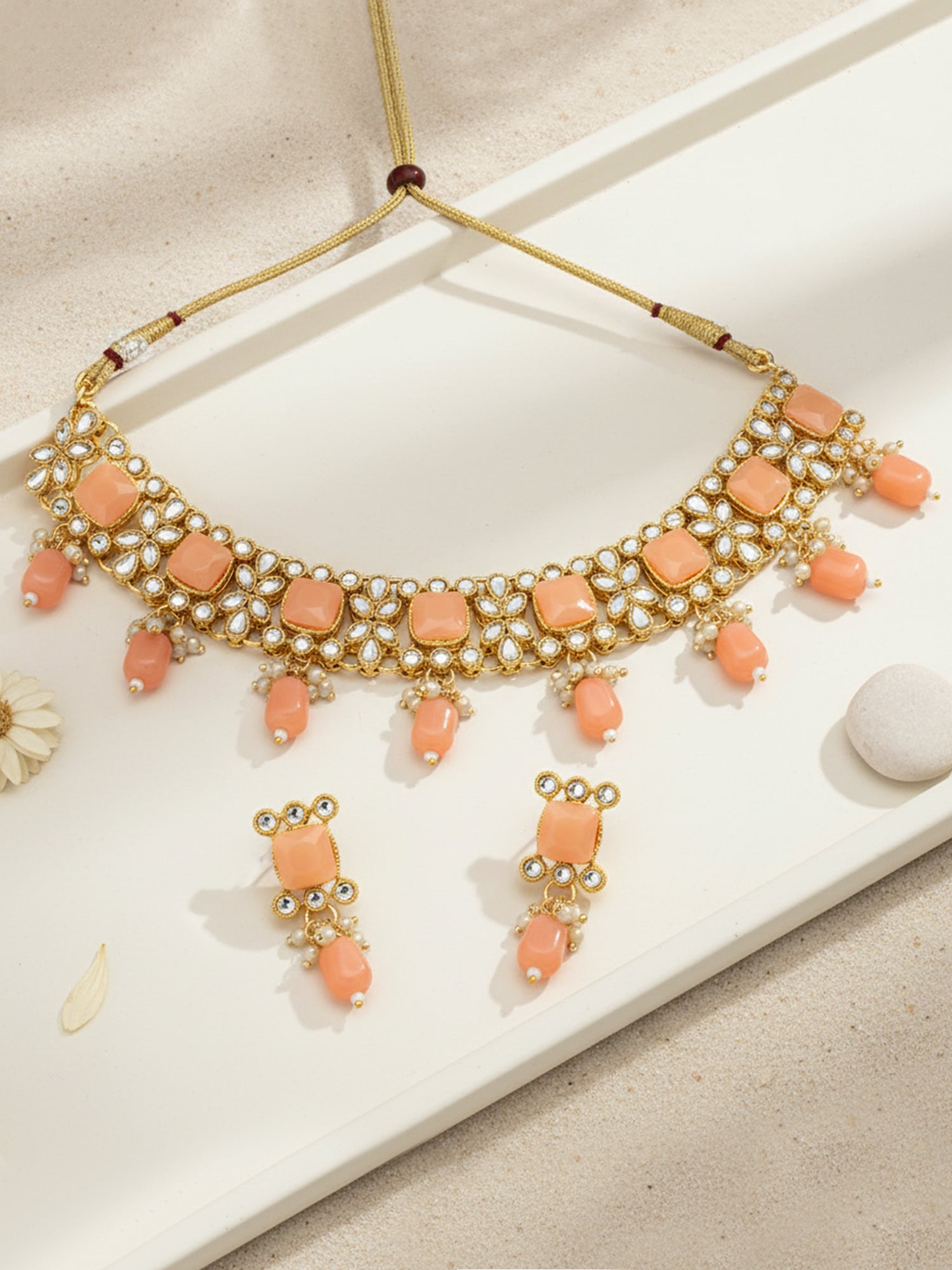 Karatcart Gold Plated Peach Tumble Kundan Necklace Set