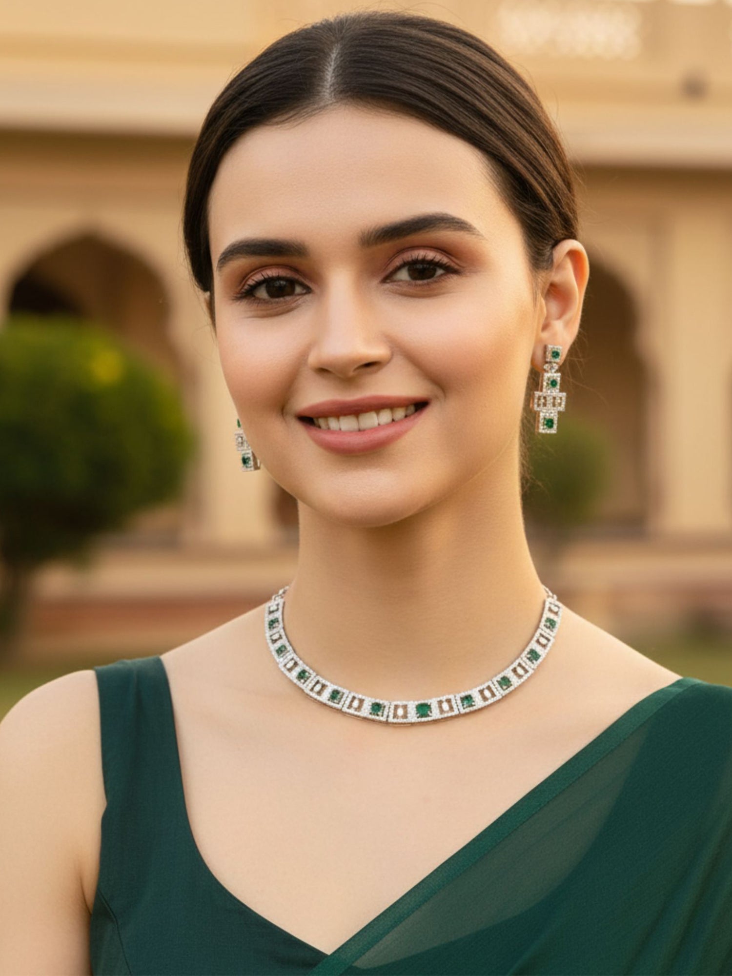 Karatcart Silver Tone Green Cubic Zirconia Studded Necklace Set