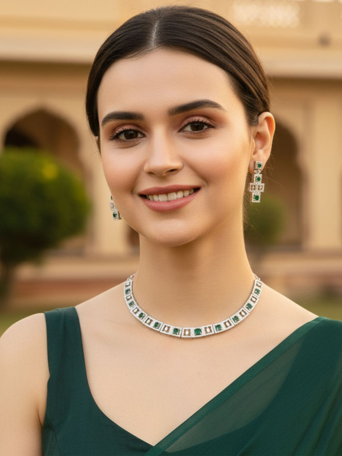 Karatcart Silver Tone Green Cubic Zirconia Studded Necklace Set