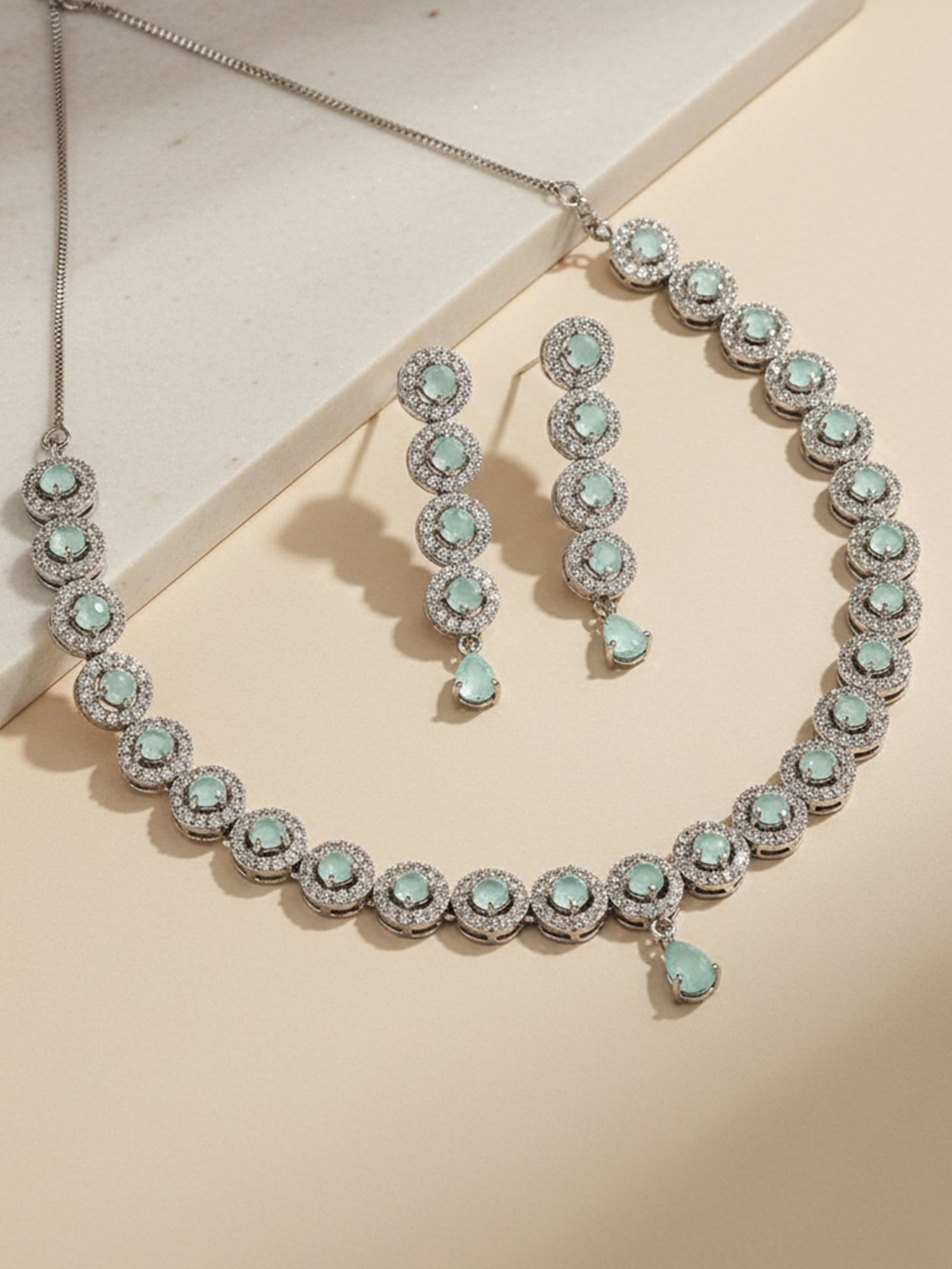 Karatcart Silver Tone Light Green Cubic Zirconia Studded Necklace Set