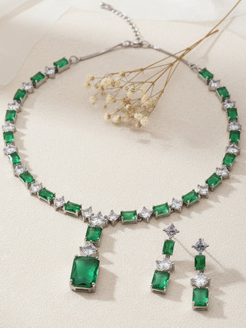 Karatcart Silver Tone Square Green Cubic Zirconia Necklace Set for Women