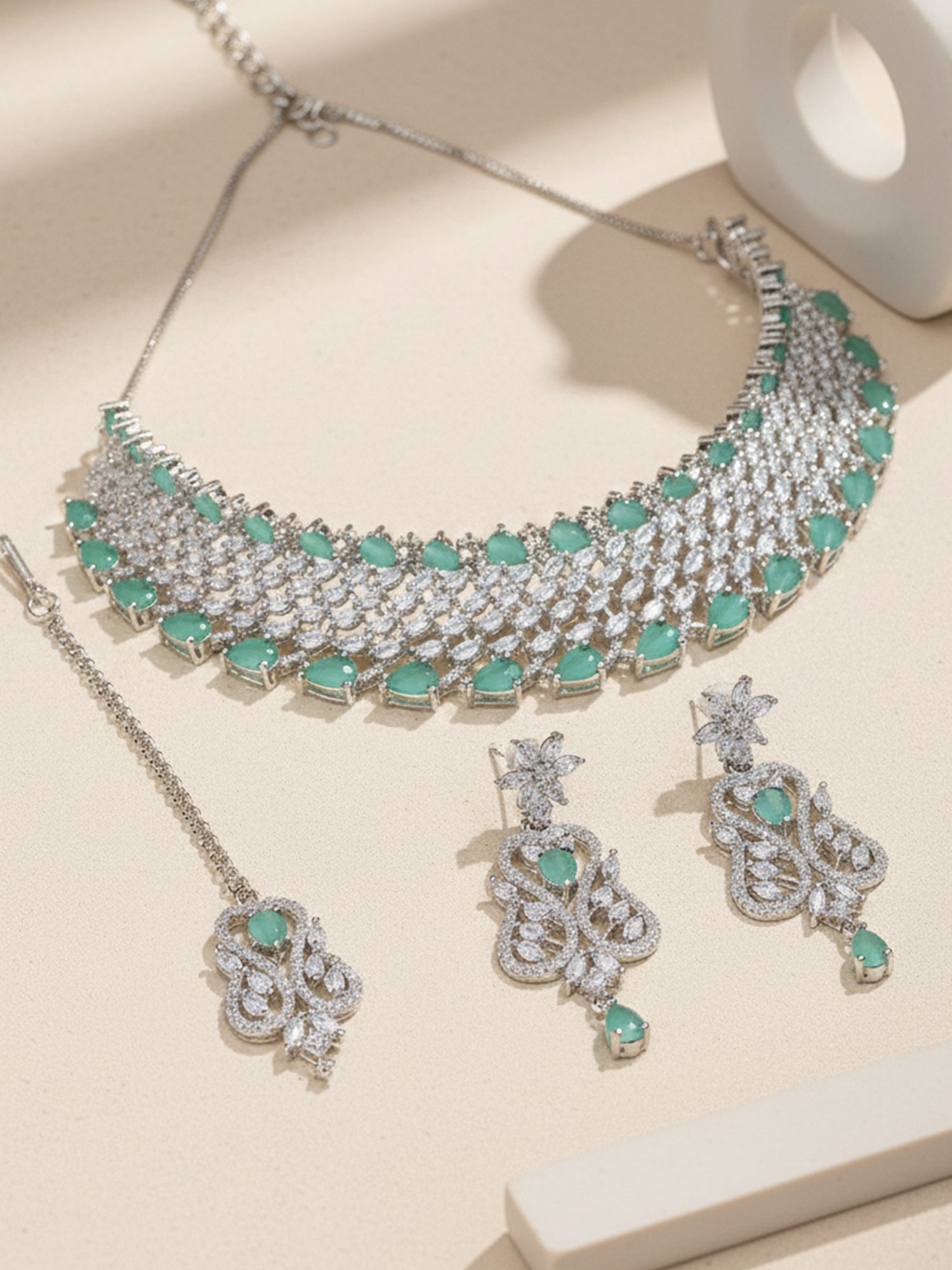 Karatcart Light Green Cubic Zirconia Silver Plated Choker Necklace Set for Women