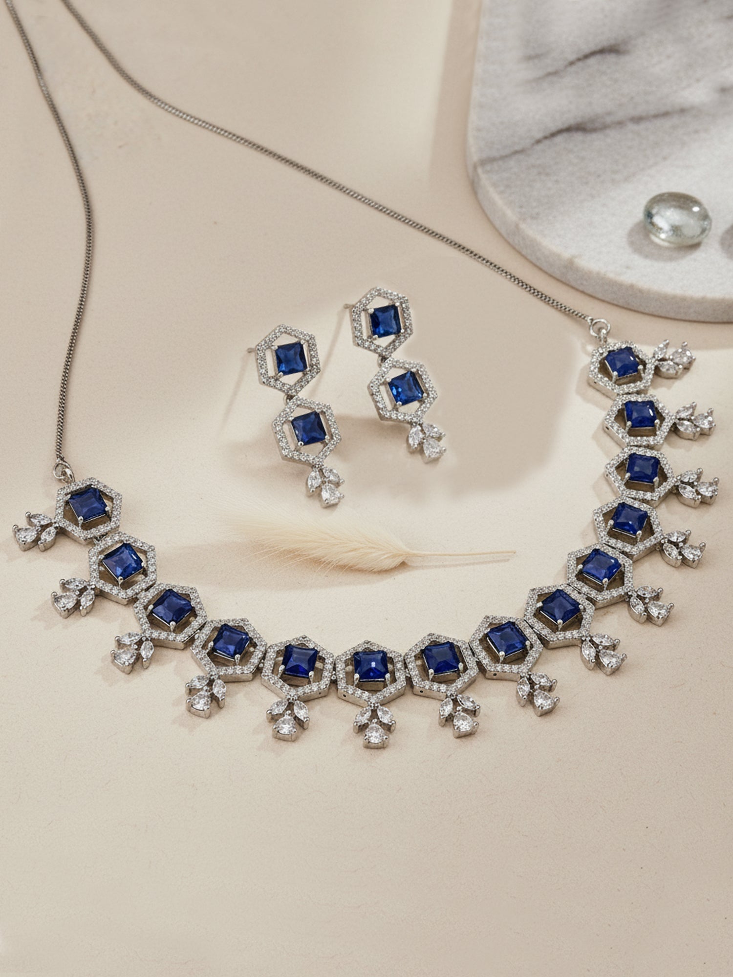 Karatcart Blue Cubic Zirconia Studded Light Weight Jewellery Set for Women