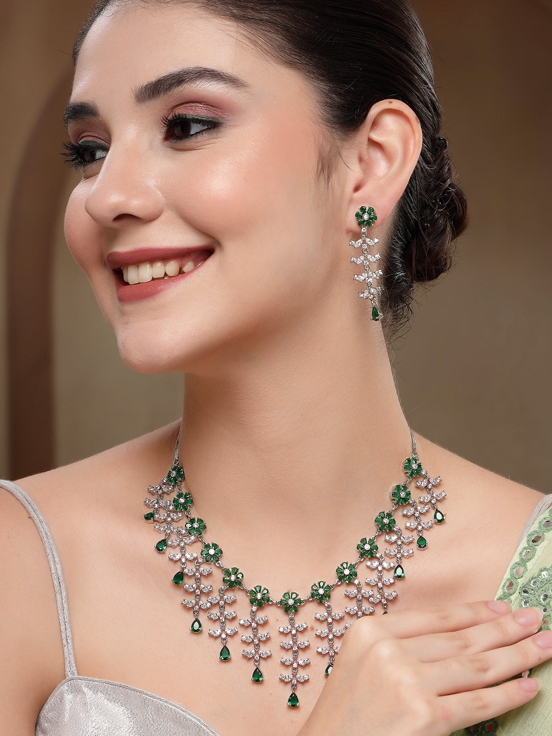 KARATCART Floral Green American Diamond Silver-Plated Jewellery Set for Women