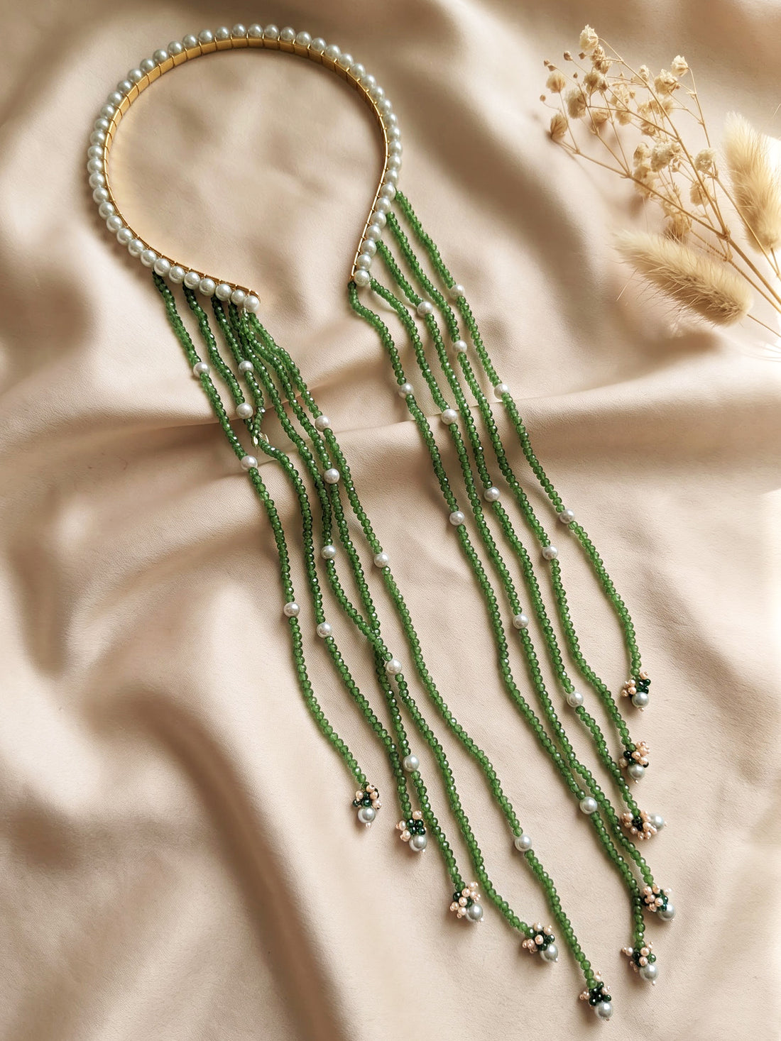 KARATCART Luxurious Green Crystal and Pearl Beaded Coller Necklace for Women