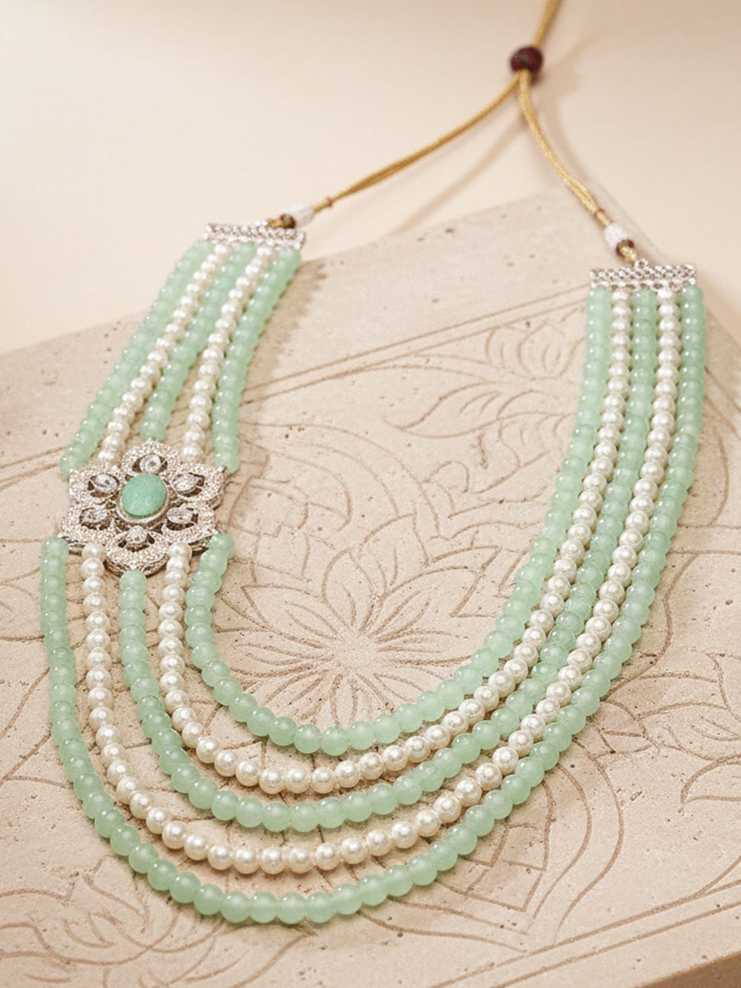 Karatcart Classic Floral Brooch Lime Green Moti Maharaja Haar for Men