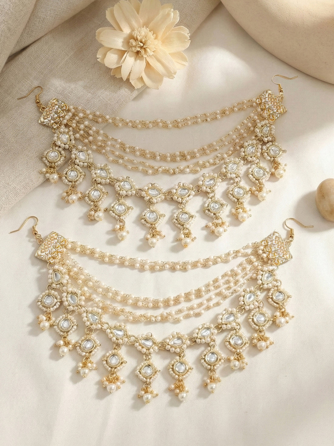 KARATCART Traditional Gold-Plated Kundan and Pearl Kaanchain Earrings for Women