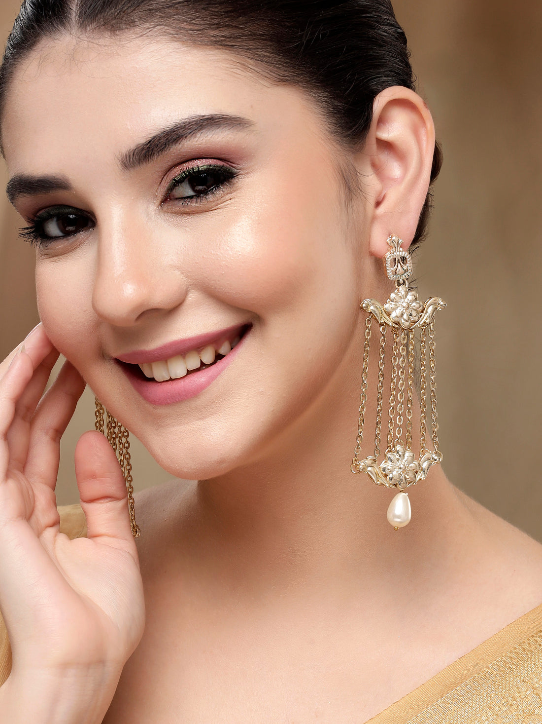 KARATCART Designer Gold-Plated Floral Multi-Chain Kundan Dangler Earrings for Women