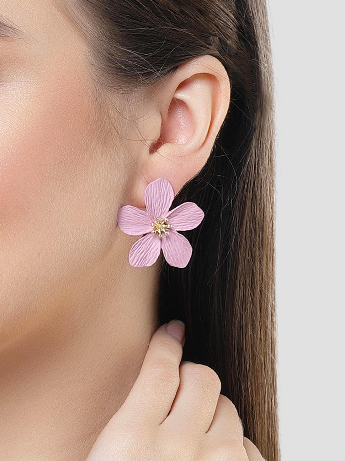 Bohey by KARATCART Floral Design Pink Matt Finish Stud Earrings for Women