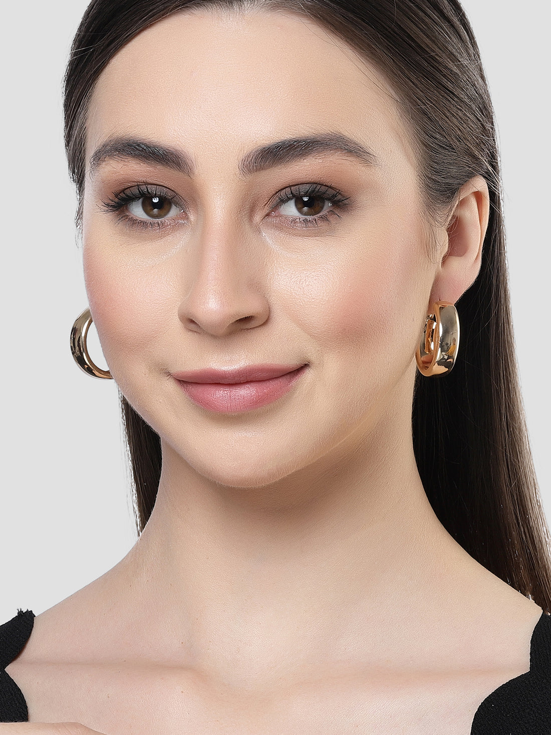 Bohey by KARATCART Gold-Plated Contemporary Hoops Earrings for Women