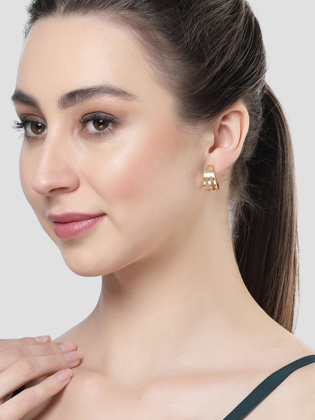 Bohey by KARATCART Gold Tone Small Half Hoop Earrings for Women