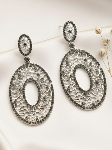 Karatcart Oxidised Silver Black Stone Studded Drop Earring for Women