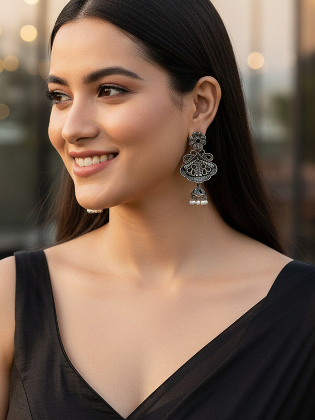 Karatcart Floral Oxidised Silver Black Stone Dangler Earring for Women