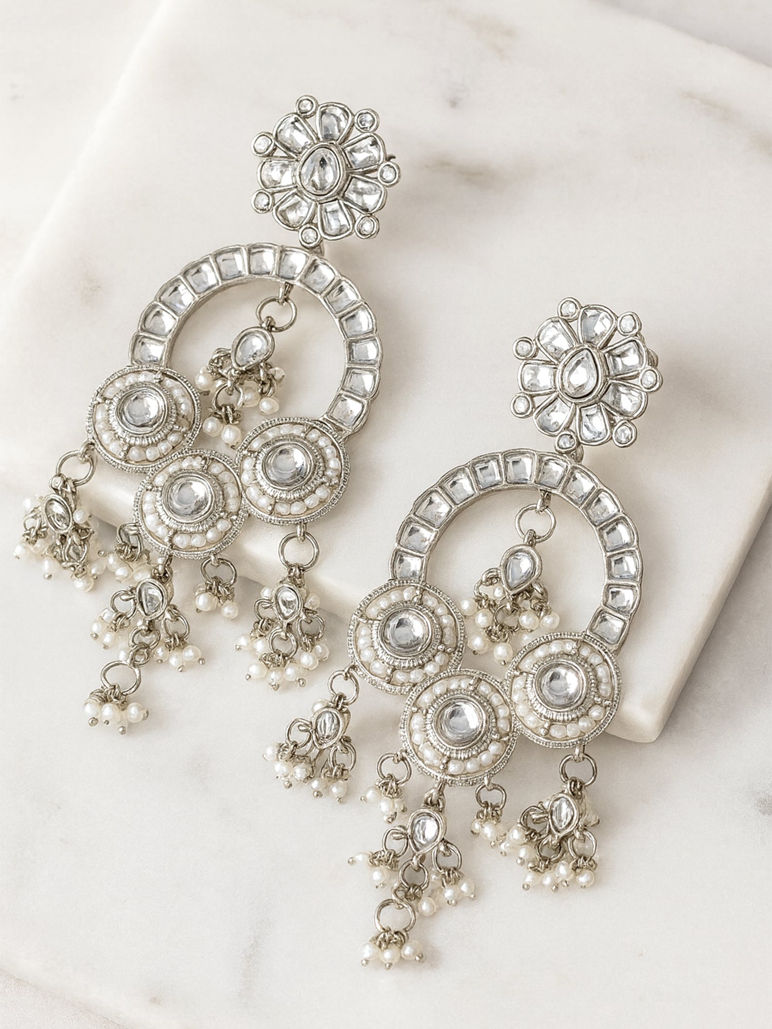 Karatcart Silver-Plated Pearl and Kundan Studded Dangler Earrings for Women