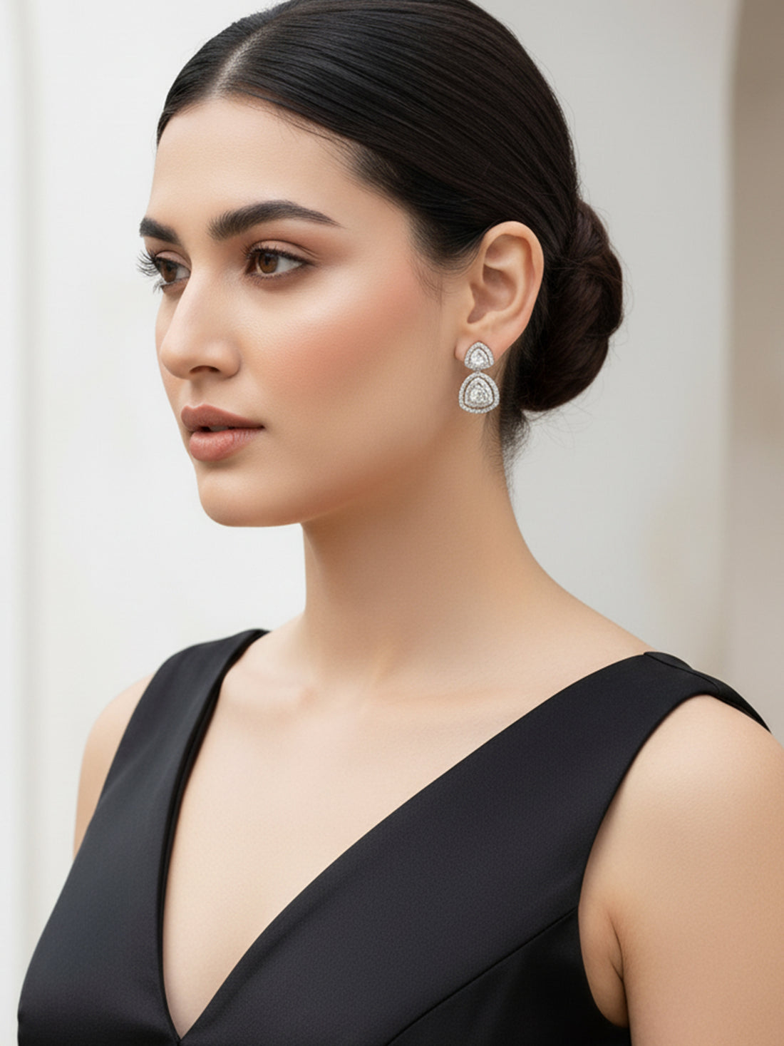 Karatcart Elegant Silver-Tone Teardrop White American Diamond Drop Earrings for Women