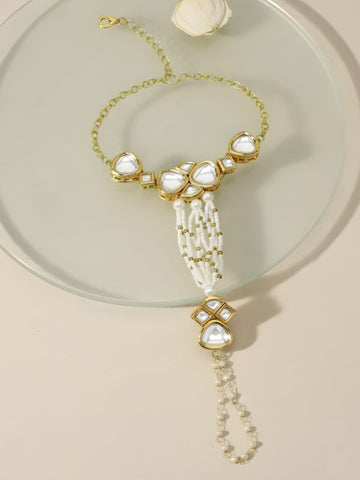 Karatcart Gold Plated Polki Kundan and White Moti Hathphool for Women