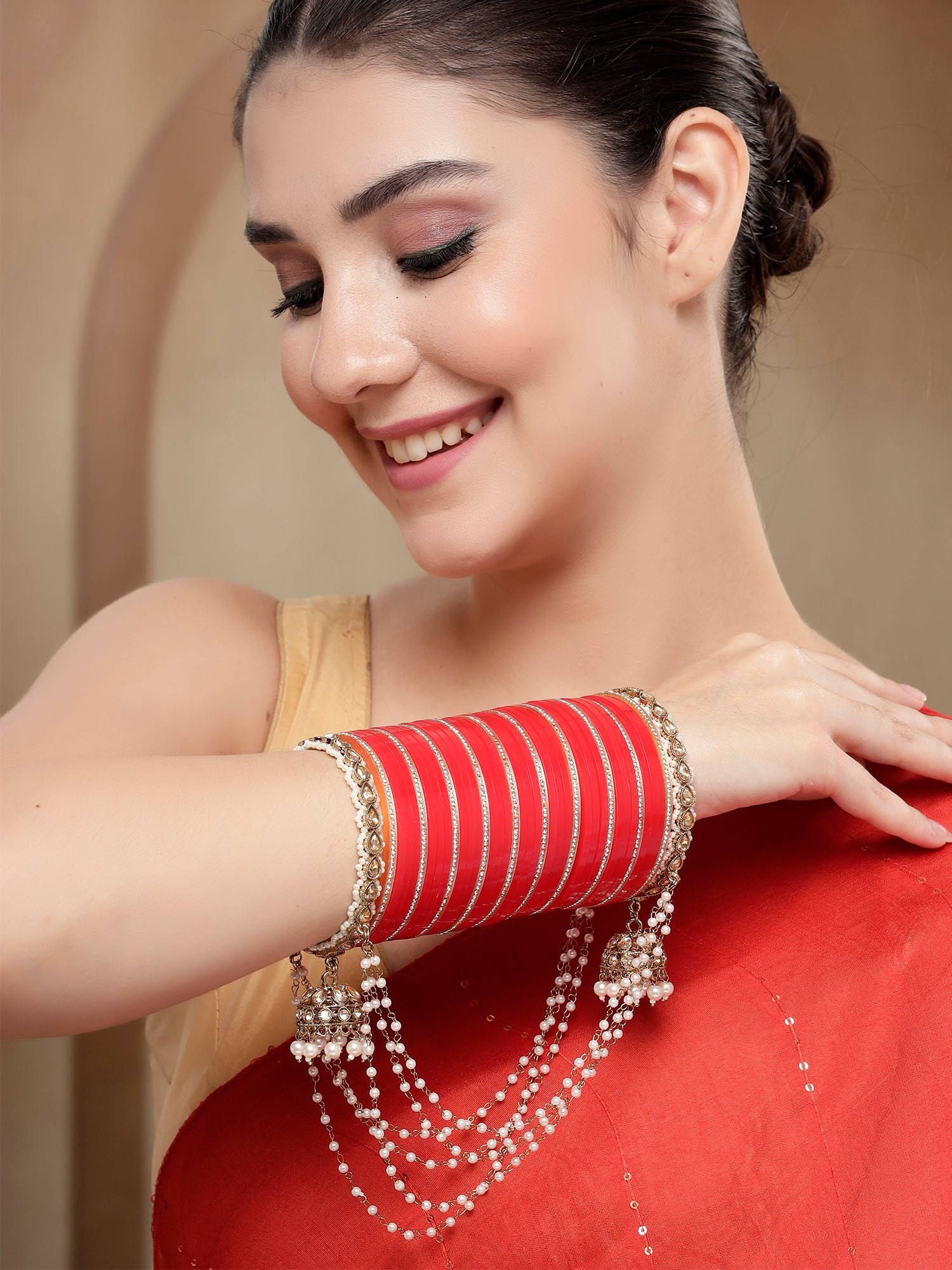 KARATCART Antique Gold-Plated Stone Studded Traditional Bridal Chooda Bangles for Women