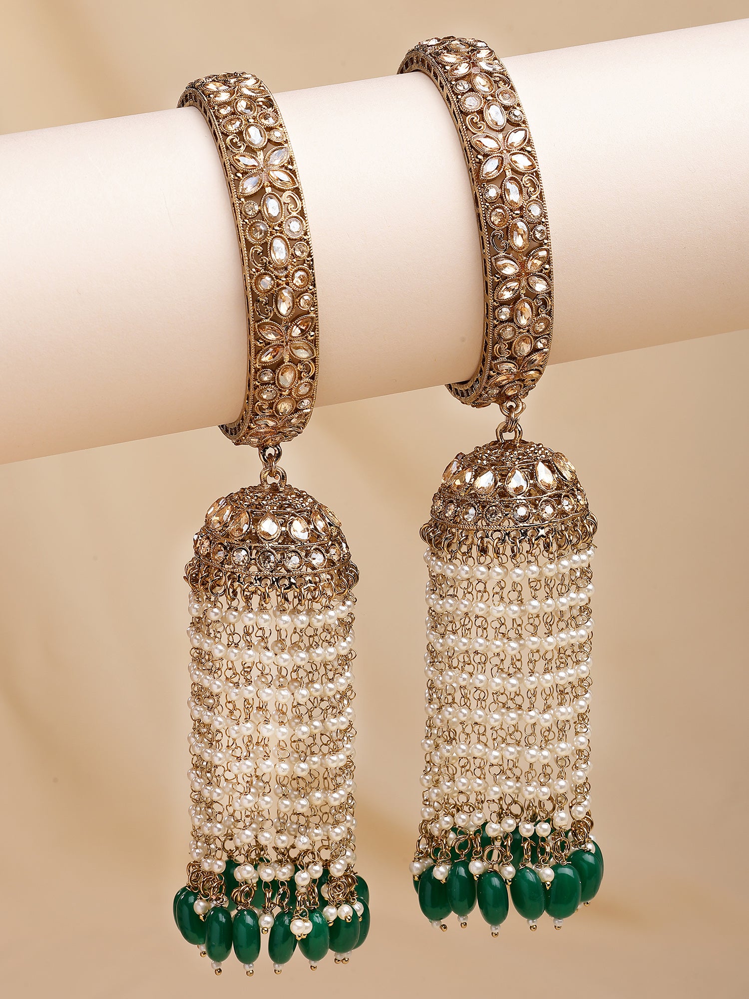 KARATCART Antique Gold-Plated Kundan and Green Bead Bridal Kaleere Style Bangles for Women