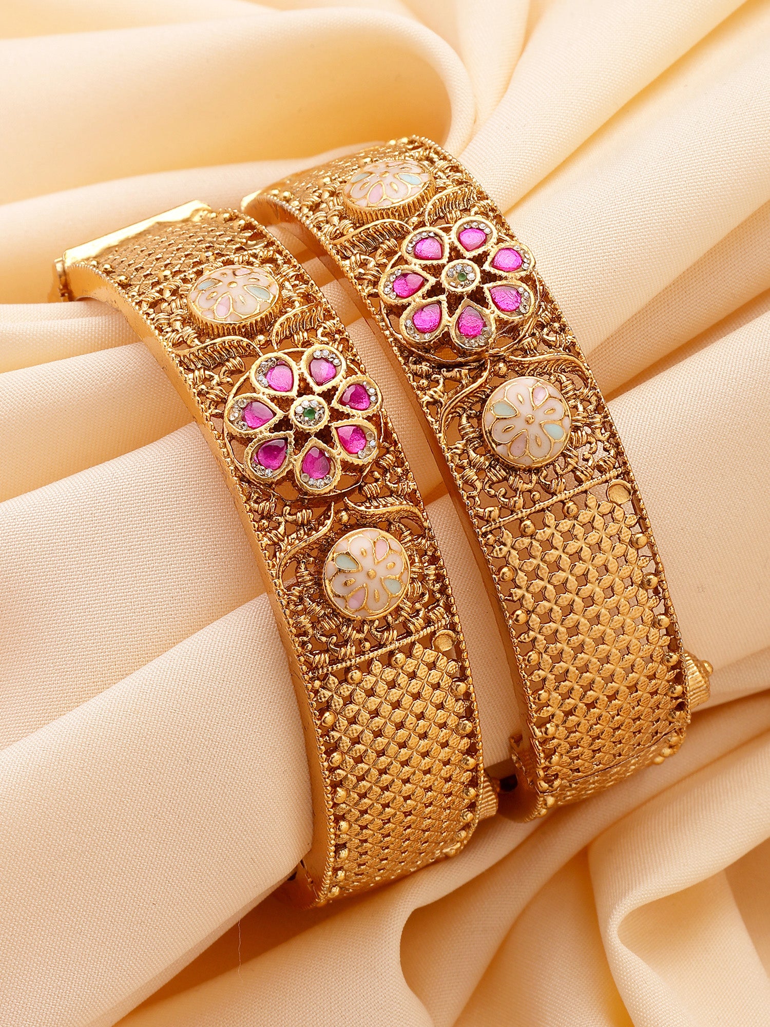 KARATCART Traditional Gold-Plated Royal Design Floral Bridal Bangles for Women