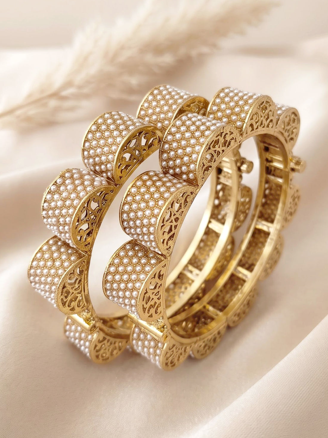 KARATCART Royal Gold-Plated Pearl Studded Rajwadi Designer Bangles for Women