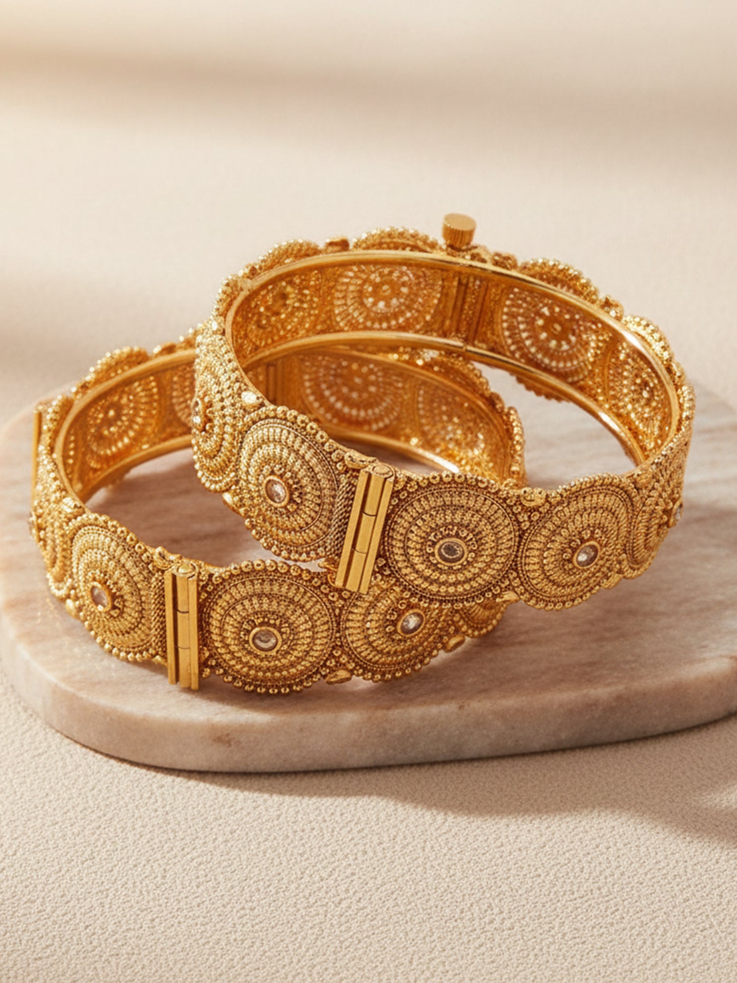 KARATCART Gold Plated Stone Jadau Gold Bangles for Women