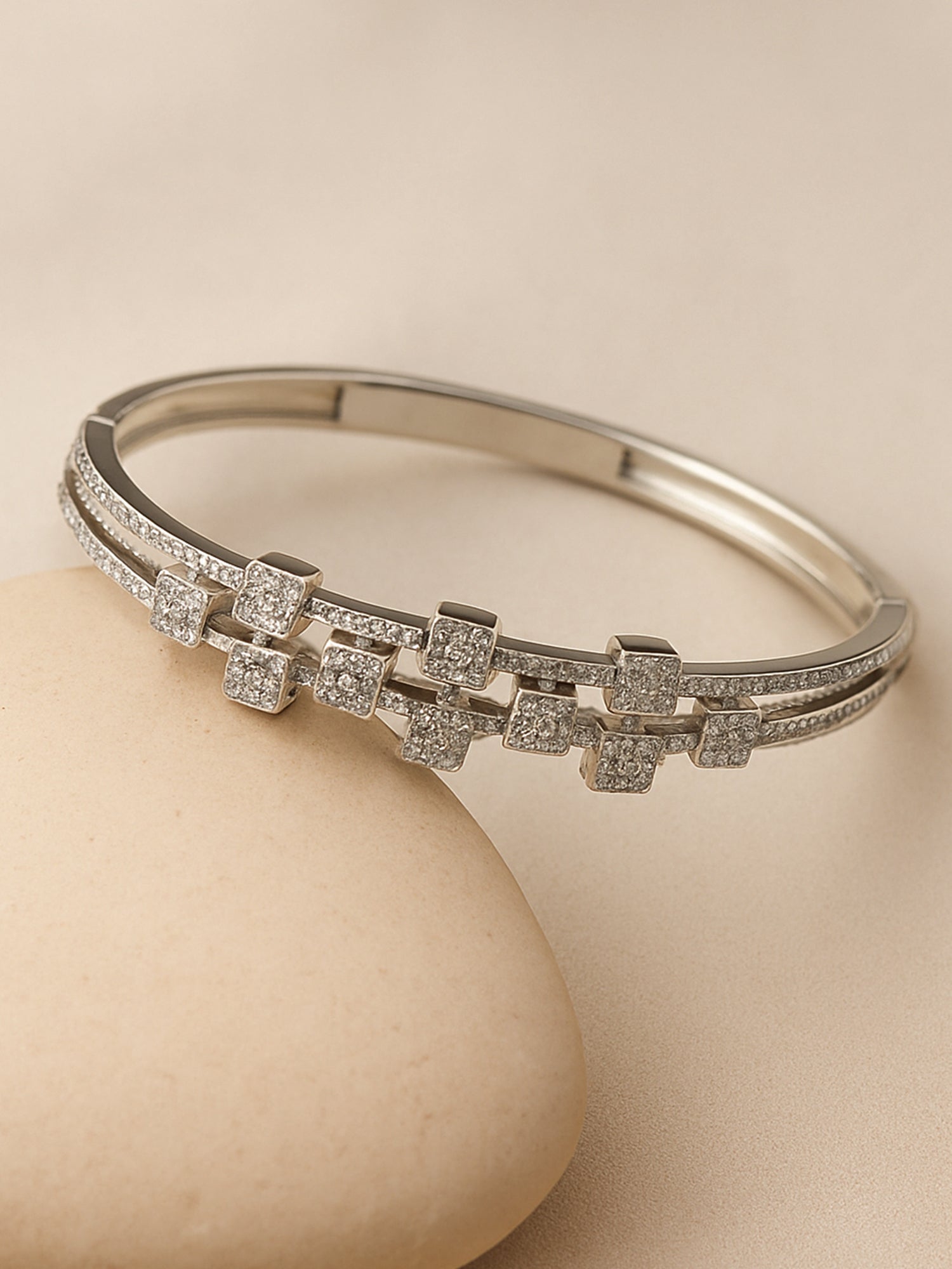 Karatcart Silver Tone Cubic Zirconia Bracelet for Women