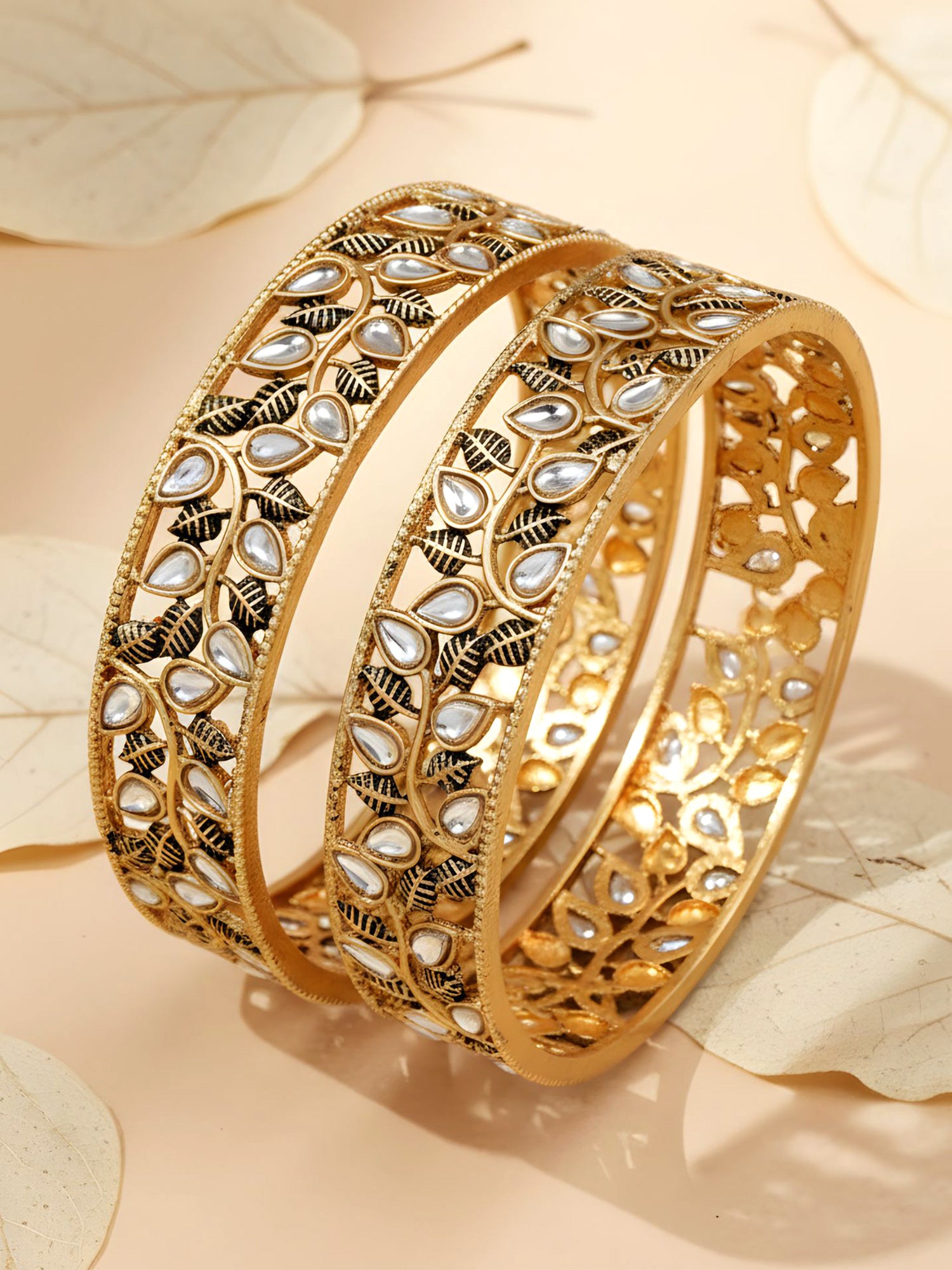 Karatcart Antique Gold Plated Leaf Design Rajwadi Temple Bangle Set for Women