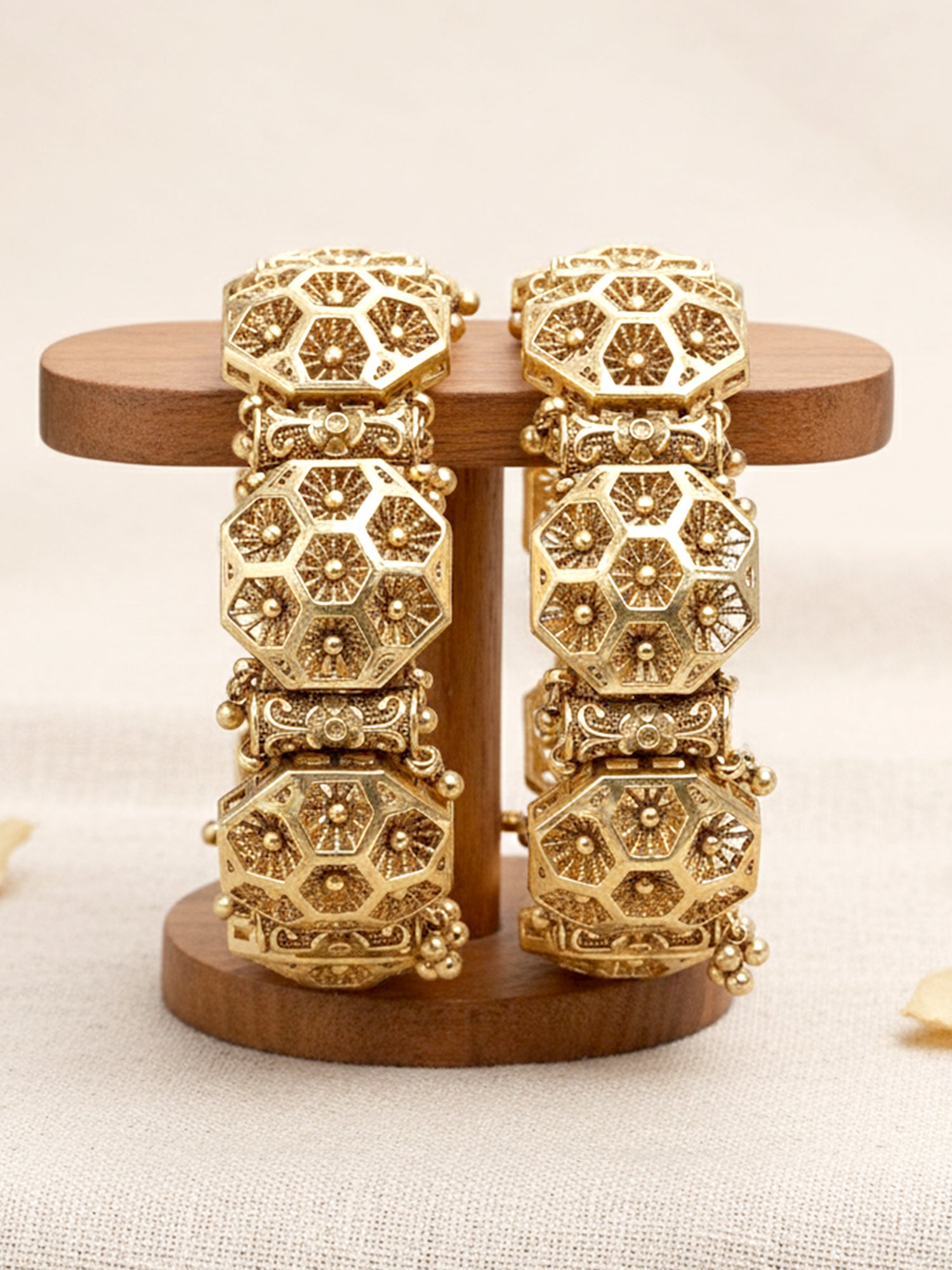 Karatcart Set of 2 Antique Gold Plated Honey Bee Design Rajwadi Temple Bangles for Women