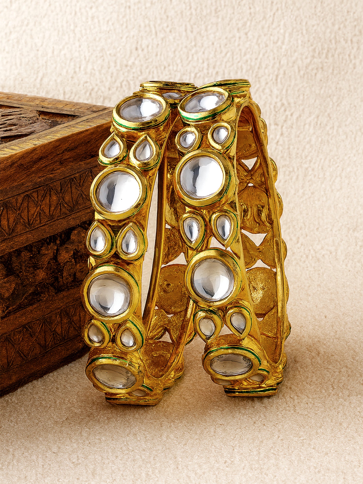 Karatcart Set of 2 Gold Plated Round Polki Kundan Bangles for Women