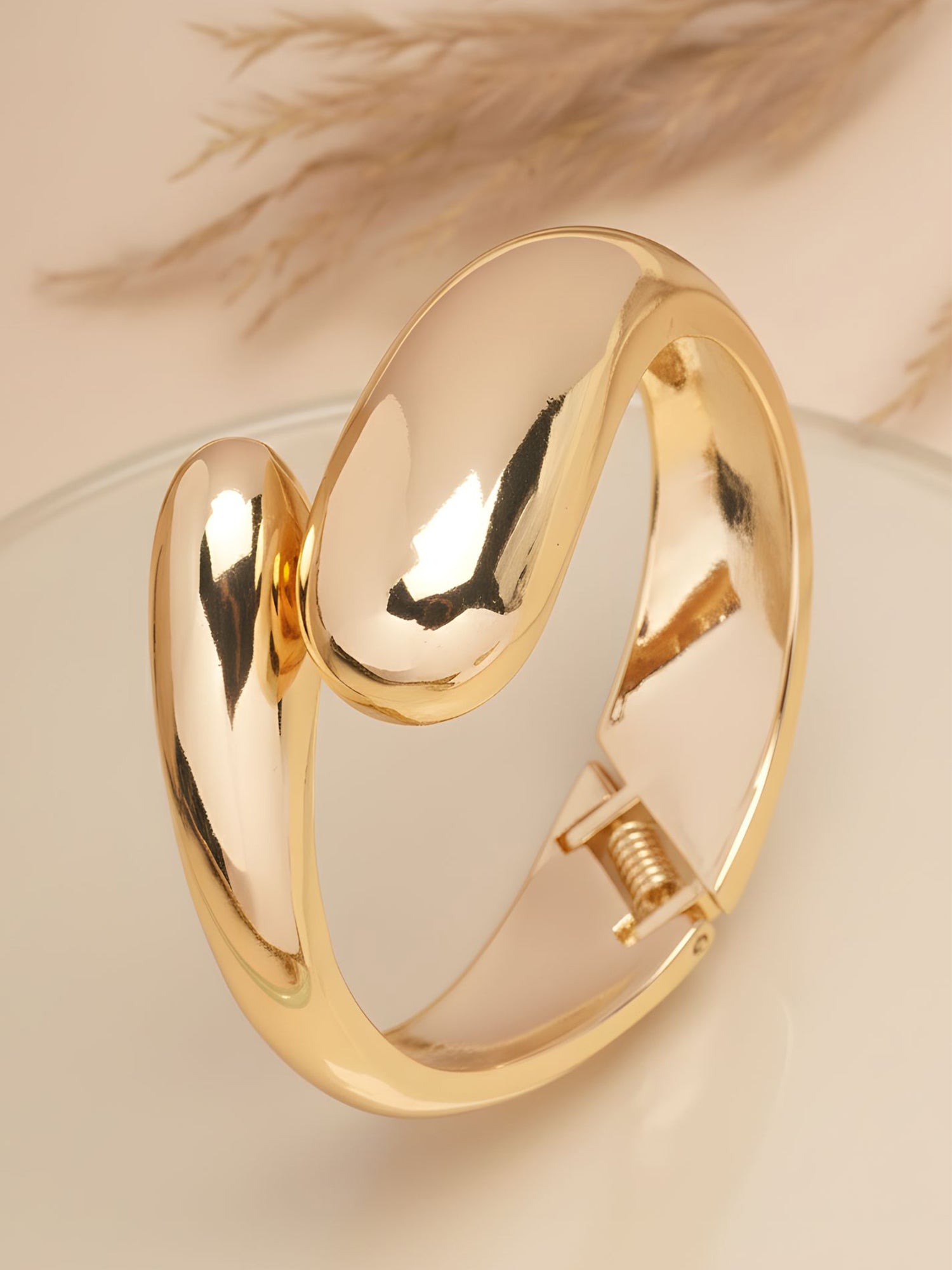 Bohey by KARATCART Gold Plated Designer Kada Bracelet for Women