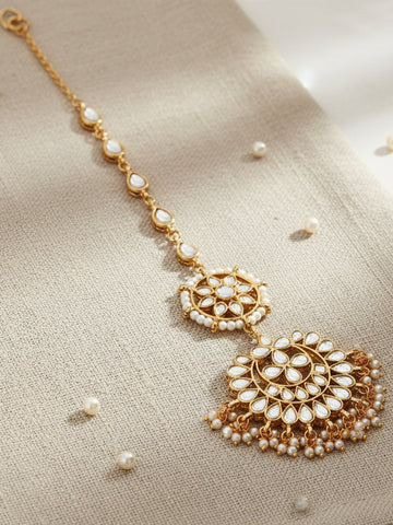 Karatcart Gold Plated Floral Handcrafted Kundan Maangtikka for Women