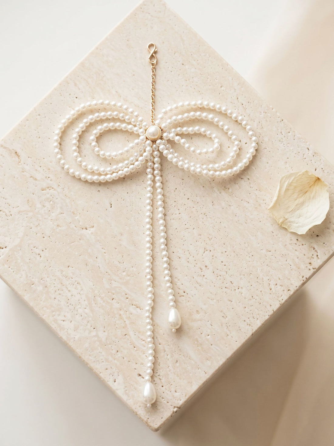 KARATCART Designer White Pearl Bow Bridal Juda Head Jewellery for Women