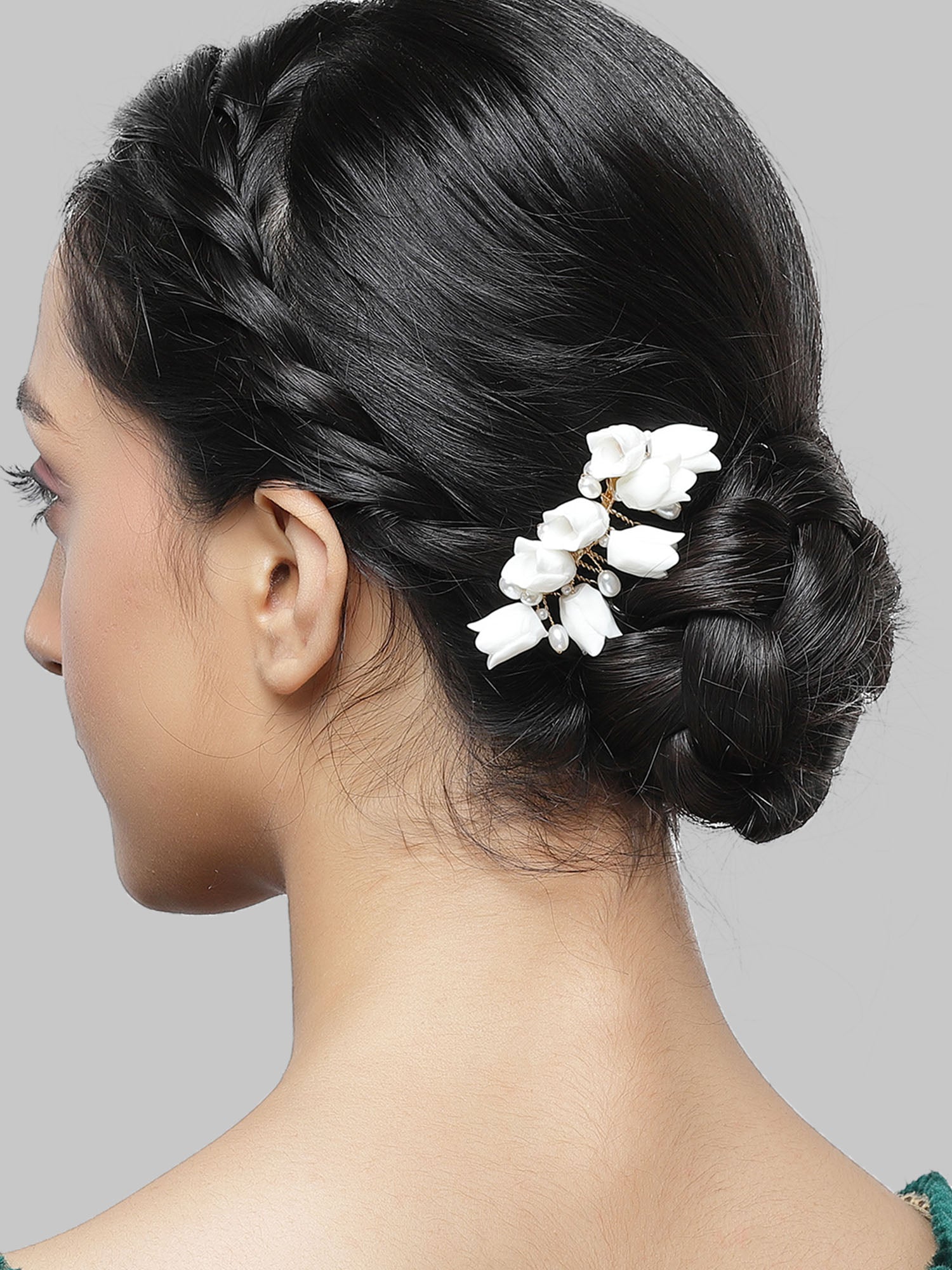 Bohey by KARATCART White Rose Design Hair Clip for Women