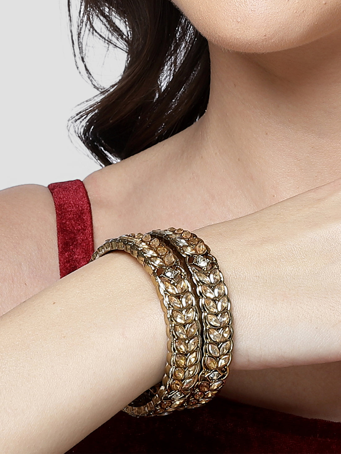Karatcart Golden Kundan Studded Set of 2 Antique Gold Plated Bangles for Women