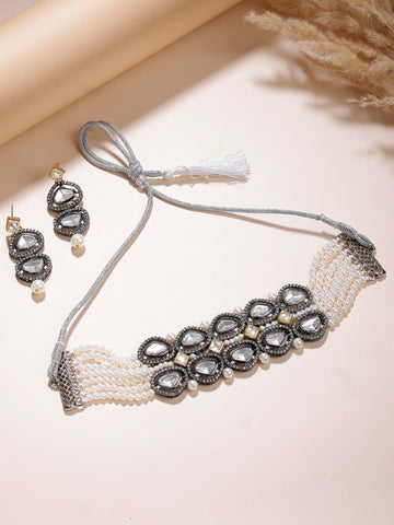 Karatcart Black Polki Kundan and Pearl Necklace Set for Women