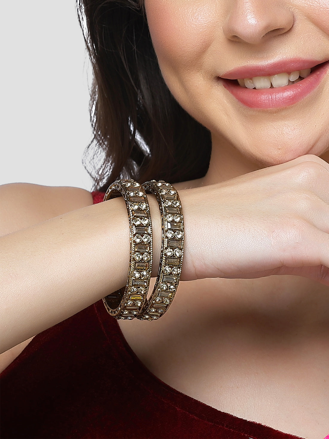 Karatcart Set of 2 Kundan Studded Antique Gold Plated Rajwadi Bangles for Women