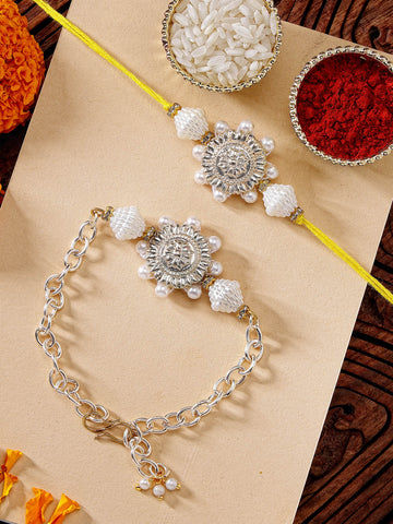 KARATCART Gold Plated Floral Design Pearl Handmade Kundan Bhaiya Bhabhi Rakhi with Roli and Chawal