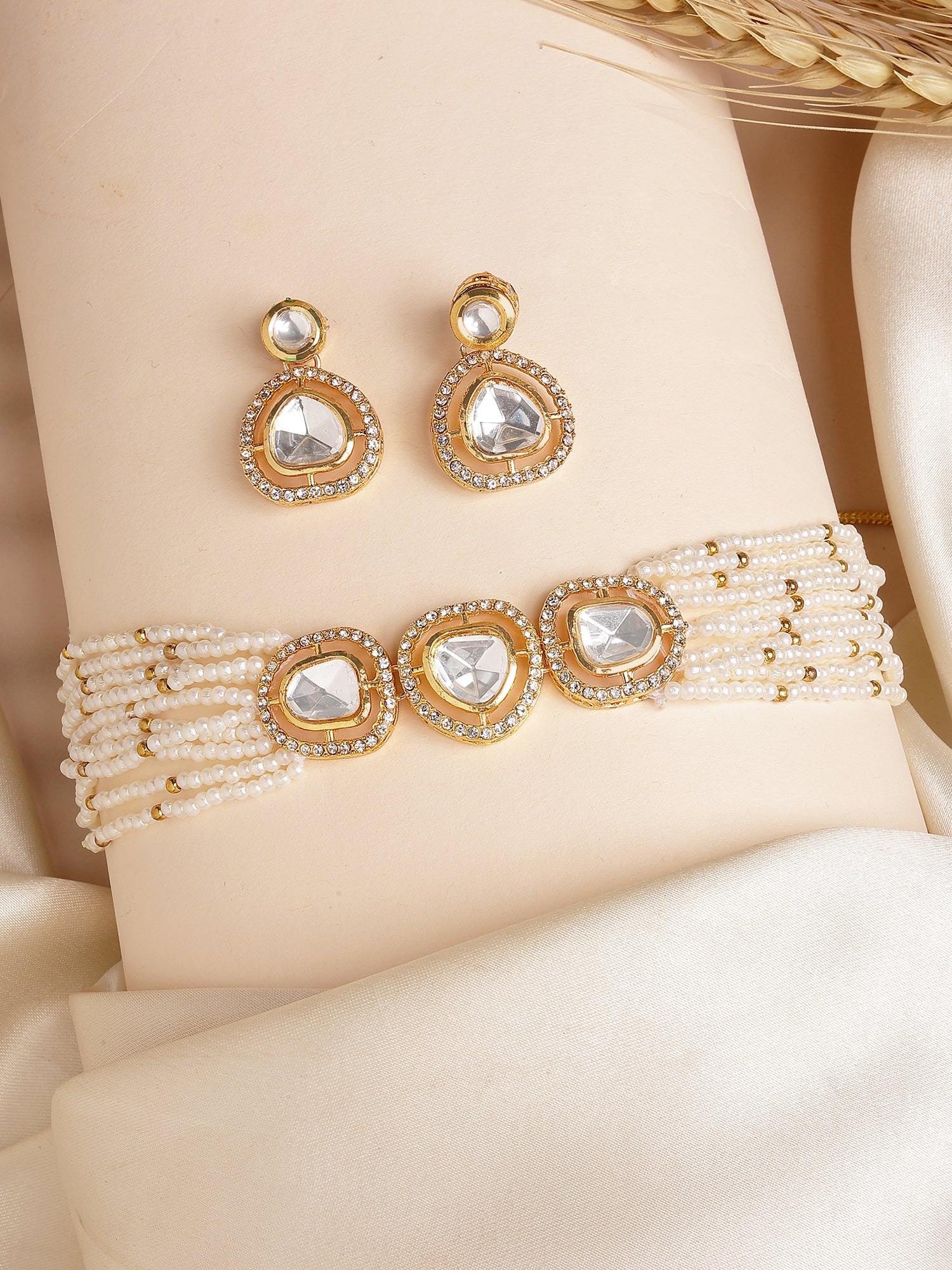 Karatcart Lightweight Polki Kundan Beaded Choker Necklace Set for Women - Image 1