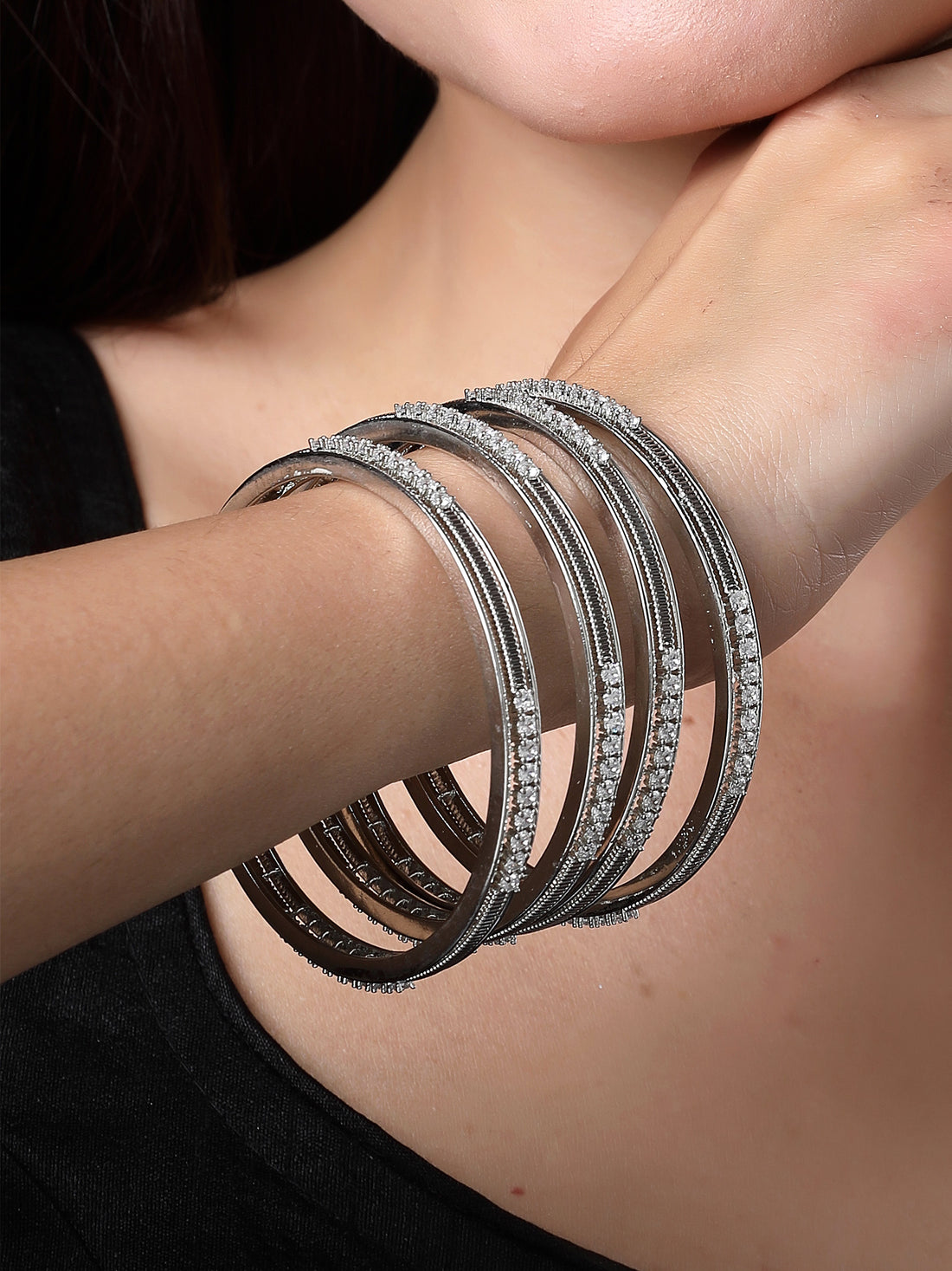 Karatcart Silver Plated Set of 4 American Diamond Studded Bangles for Women