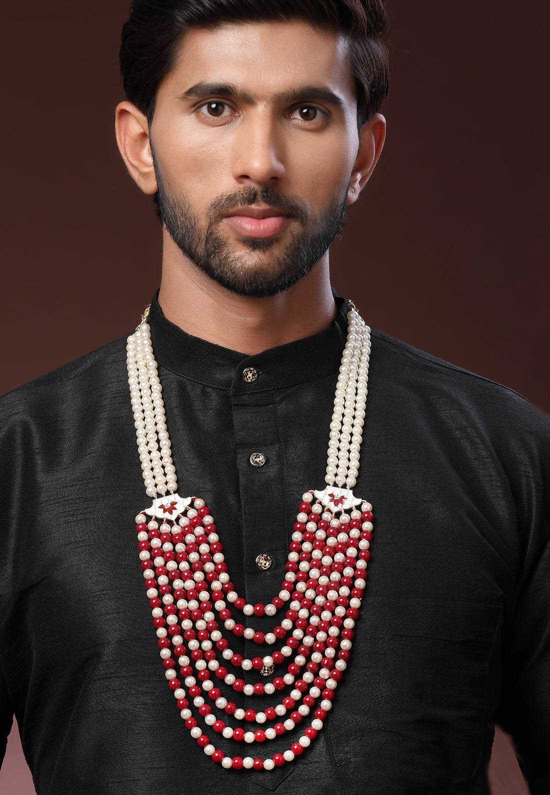Karatcart Red and White Pearl Enamel Maharaja Haar for Men
