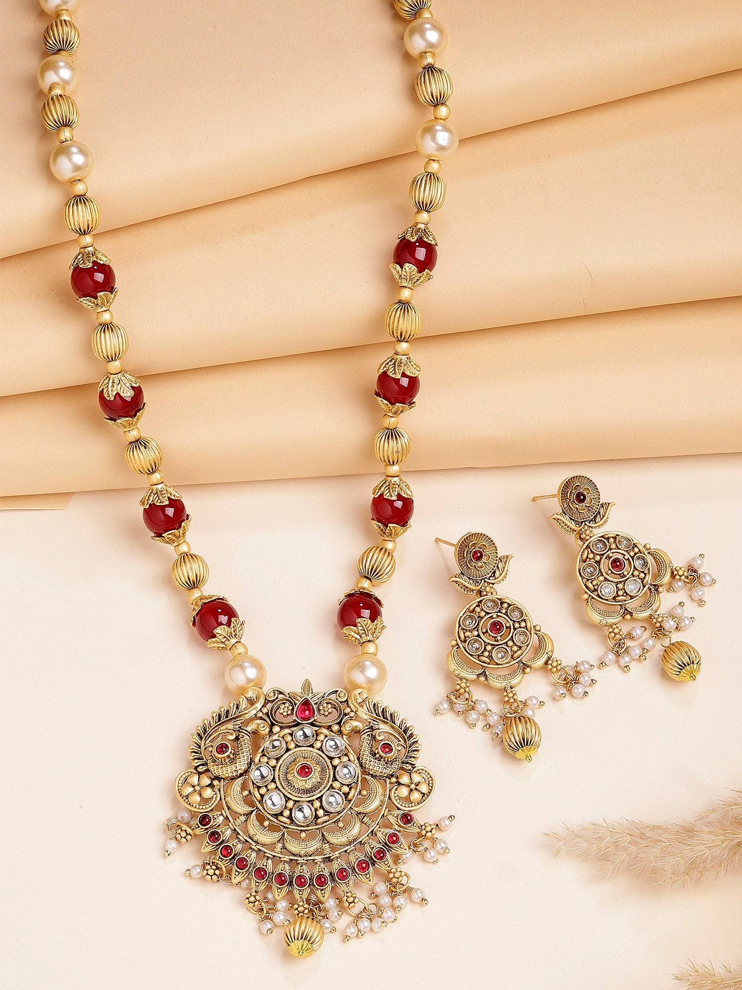 Karatcart Gold Plated Red Beads Kundan Rani Haar Necklace Set for Women