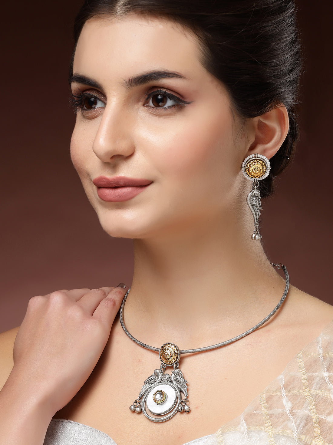 Karatcart Oxidised Silver Peacock Design Hasli Necklace Set for Women