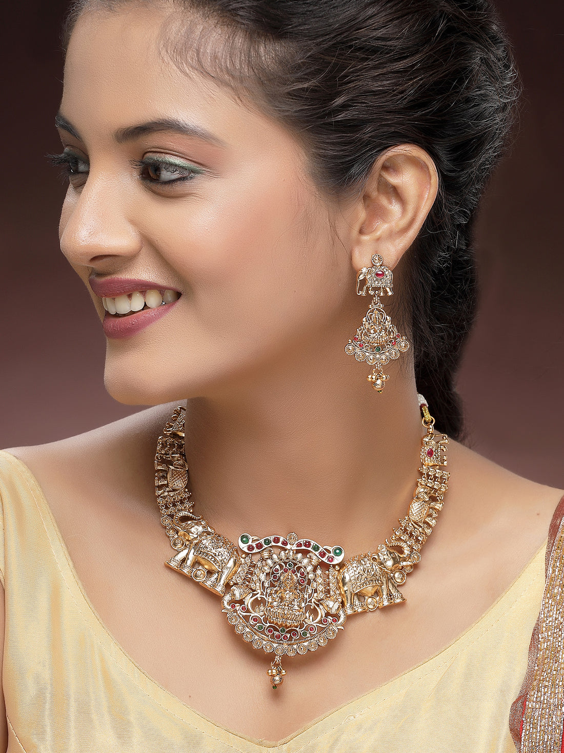 KARATCART Traditional Gold-Plated South Indian Laxmi Mata Motif Temple Jewellery Set for Women