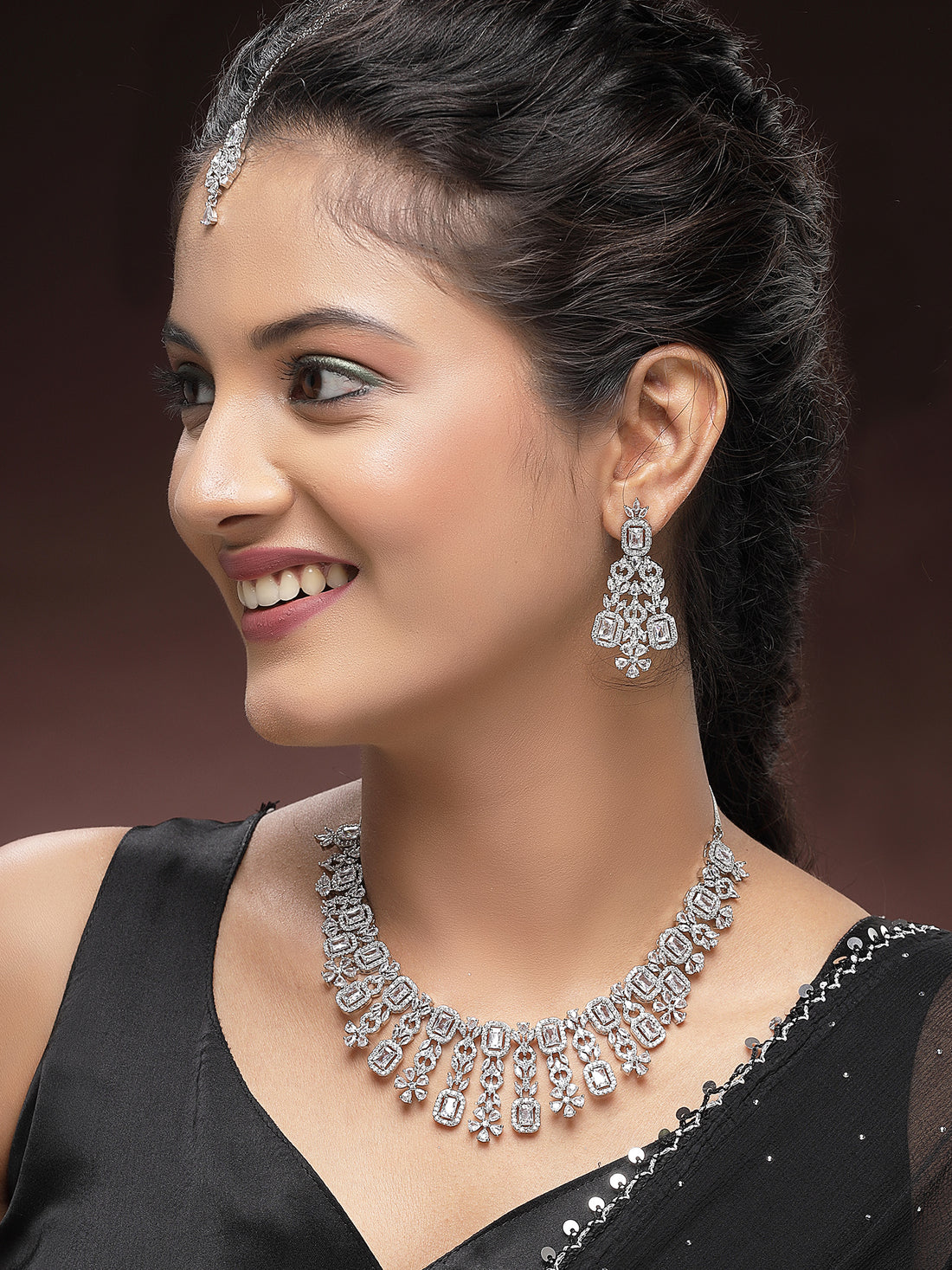 KARATCART Silver-Plated American Diamond Bridal Choker Necklace Set with Maang Tikka