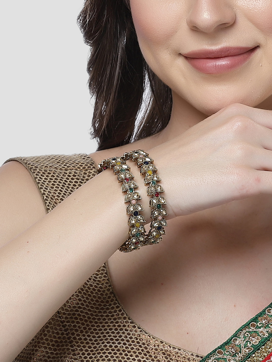 Karatcart Set of 2 Antique Gold Plated Multicolor Kundan Rajwadi Bangles for Women
