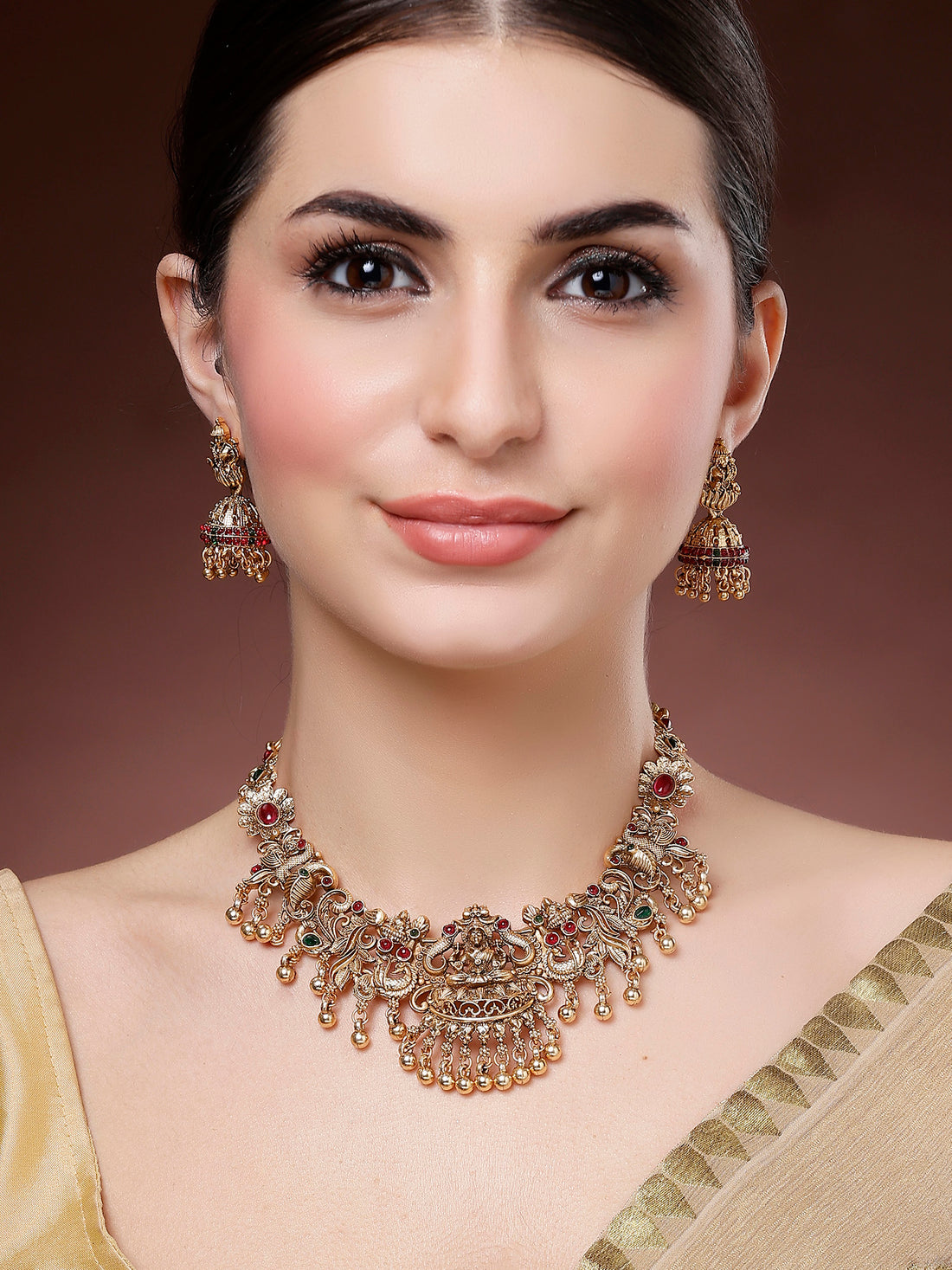 Karatcart Exquisite Gold-Plated Temple Jewellery Set with Goddess Lakshmi Motif & Pearl Droplets for Women