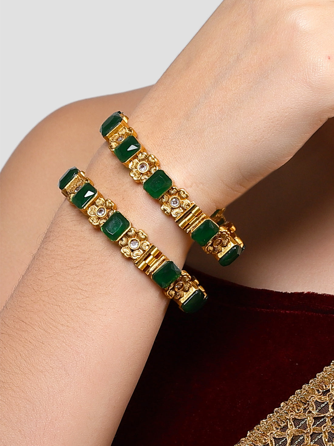 Karatcart Gold Plated Green Stone Studded Floral Rajwadi Temple Bangles Set for Women