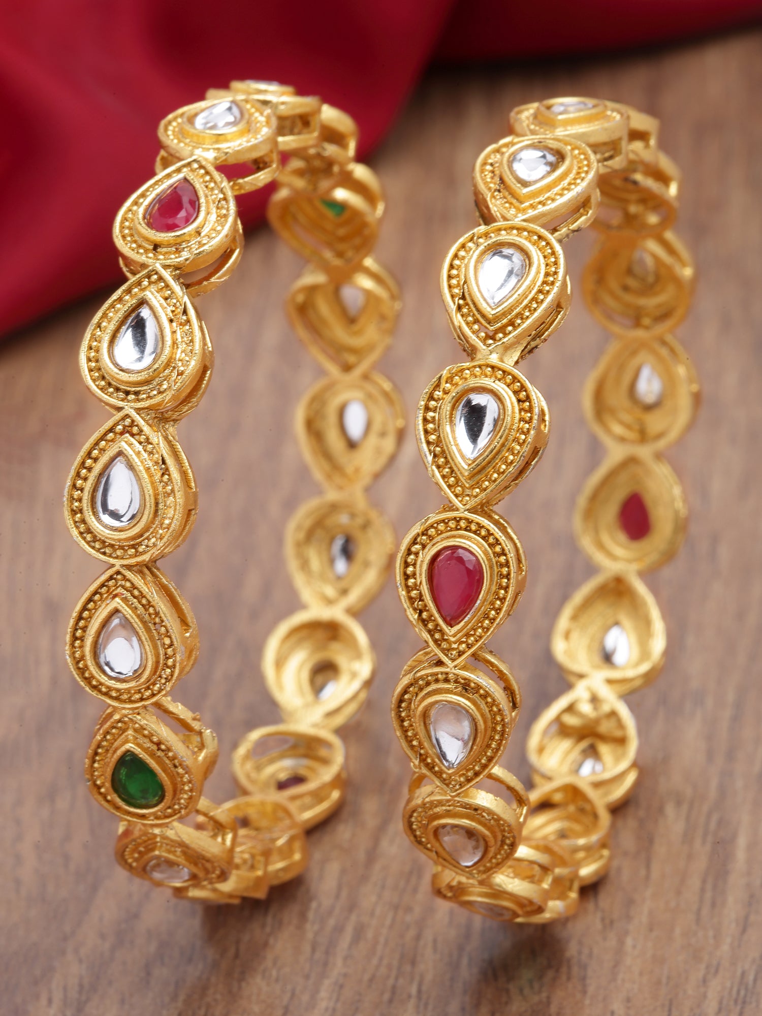 Karatcart Gold Plated Set of 2 Drop Shape Kundan Bangles for Women